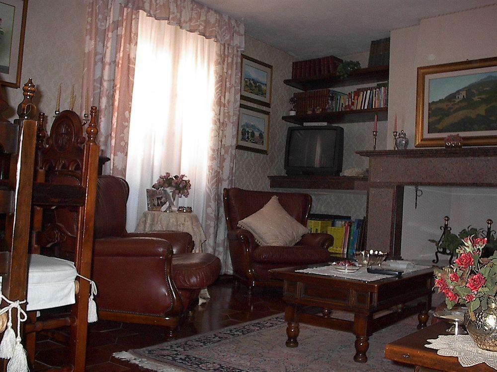 Bed&Breakfast Chiara Olbia Kültér fotó
