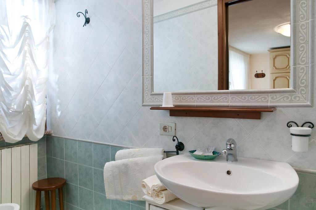 Bed&Breakfast Chiara Olbia Szoba fotó
